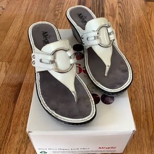 Algeria summer shoes